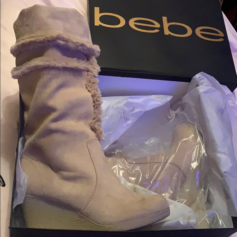 Snow Boots - Picture 4 of 6